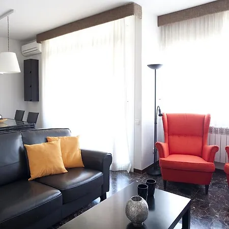 Gold Dreem Les Corts Apartment Barcelona